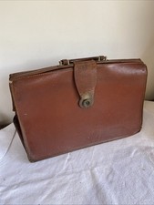 vintage leather  gladstone