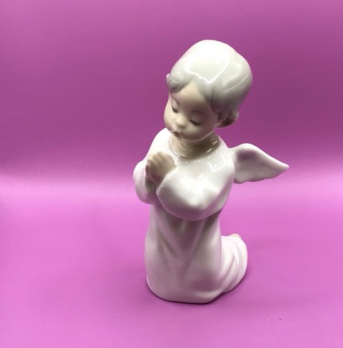 Lladro nao praying angel - praying, 4538