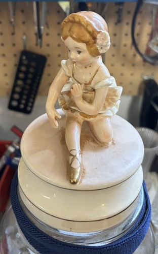Ballerina music box vintage - ballerina,