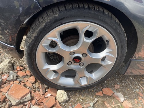 Ford fiesta alloy wheel - fiesta,