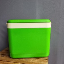 VINTAGE GREEN COOL BOX COOLER PICNIC CAMPING CAMPER VAN BEACH FISHING FOOD 70s 