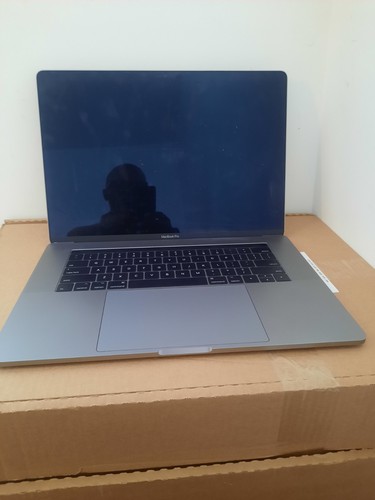 Macbook pro a1707 - pro,