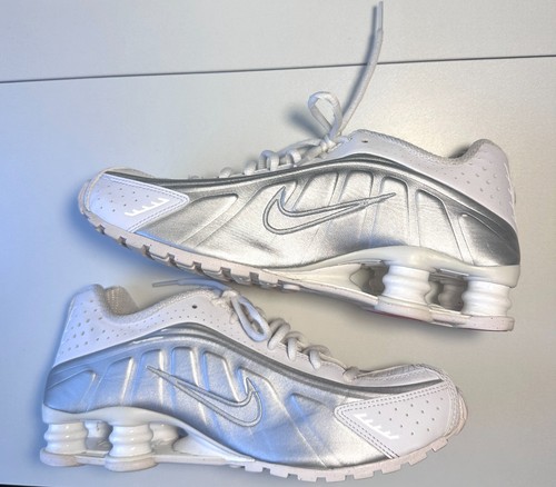 White nike shox womens - 6,