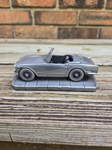 Vintage metal triumph tr250 - metal,