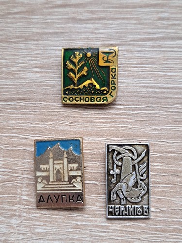 Russian pin badges - russian,