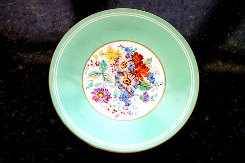 Grays pottery hand painted - grays,