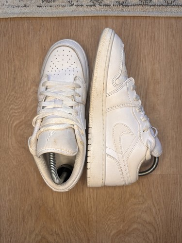 Air jordan retro low triple - 1,