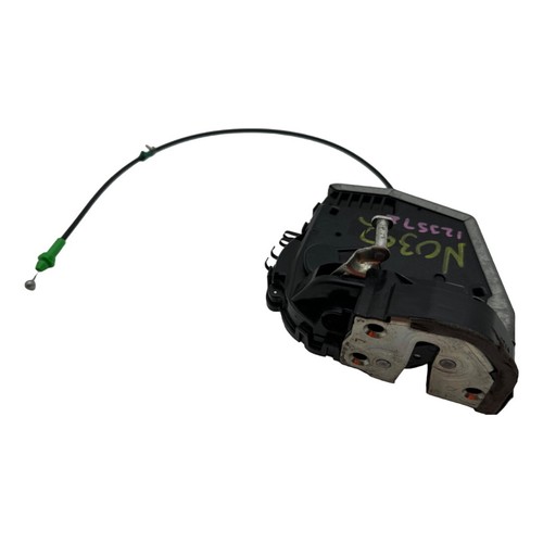 Toyota yaris door - door, lock