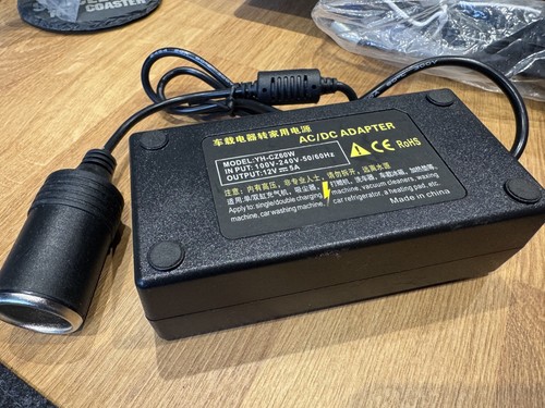 240v mains plug 12v - 240v,