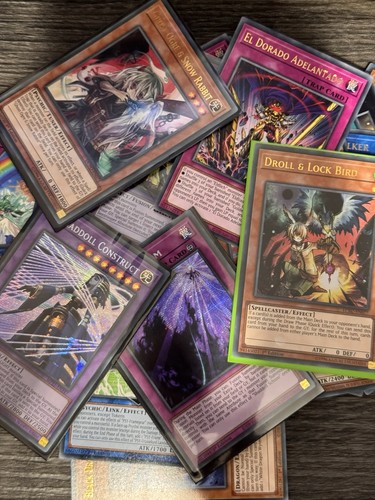 Yugioh 300 card tin - card, job
