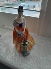 Royal Doulton figurines pretty