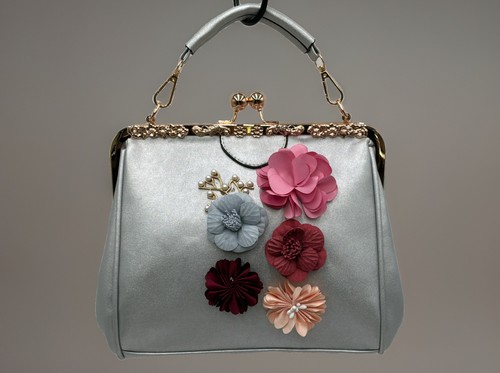 Silver floral applique handbag - applique,