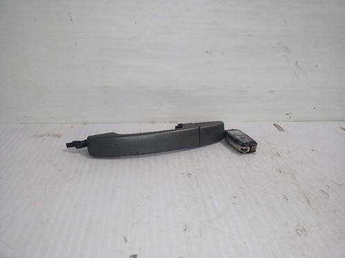 Lr020928 front outer door - front,