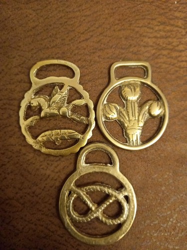 Three miniature horse brasses - miniature,