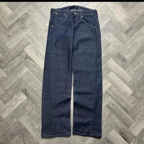 Levi engineered twisted - engineered,