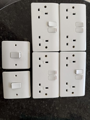 Double switched plug - x,