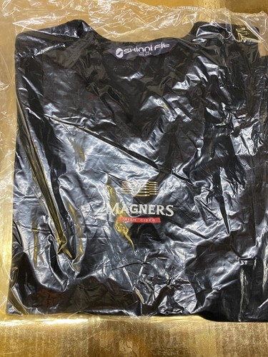 Brand new sealed magners - brand, &