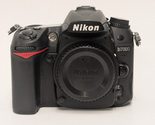 NIKON D7000 BODY ONLY (SHUTTER COUNT 12823)