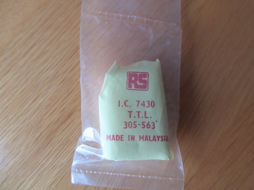 2pcs vintage components ic - vintage,