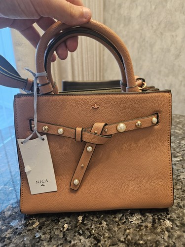 Nica selma almond mini grab - nica,