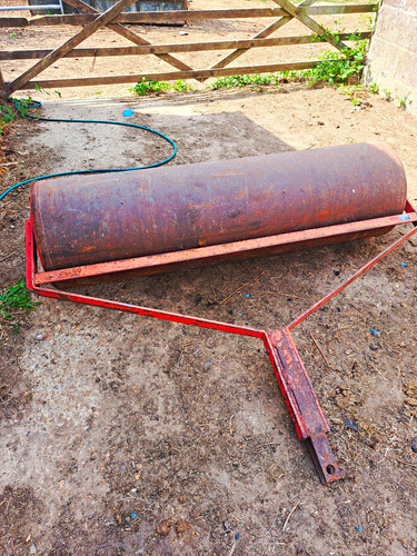 Steel tractor roller - steel,