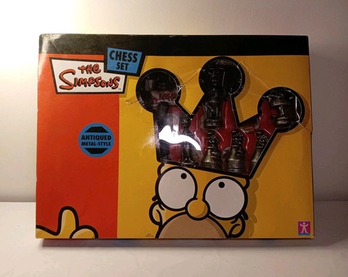 The simpsons chess set - the,