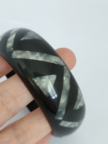 Unusual retro black lucite - black,