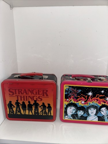 Stranger things red black - things,