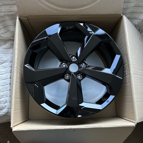 Nissan juke alloy wheel - alloy,