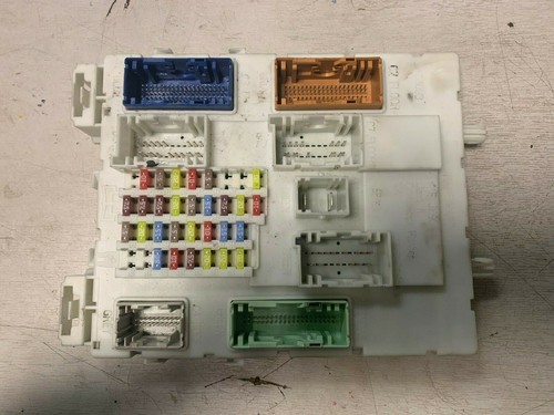 Ford focus fuse box - focus,