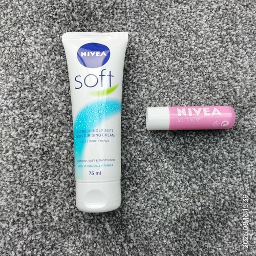Nivea soft moisturising cream - soft,