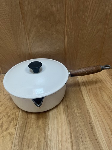 Creuset cast iron enamel - cast,