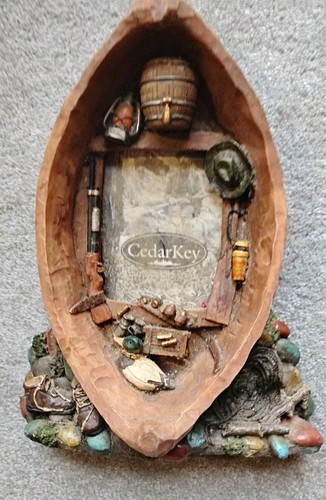 Resin rustic fishing boat - 11",