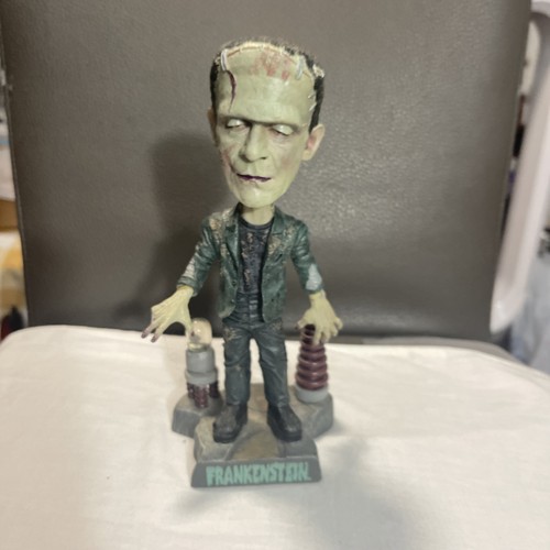 Universal monsters - universal,