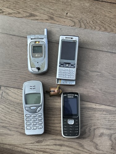 Vintage retro mobile - 4x,