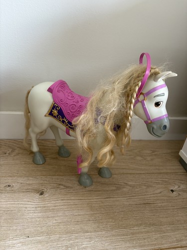 Maximus disney tangled - disney's, horse