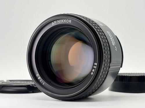 Near mint nikon af nikkor - [near,