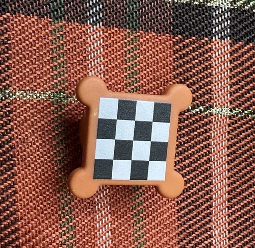 Mini figurine chess table - chess,
