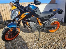 KTM Duke 890 R with KTM Tech