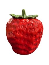 Vintage McCoy Strawberry