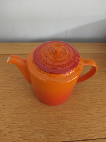 Creuset tea pot please - please, see