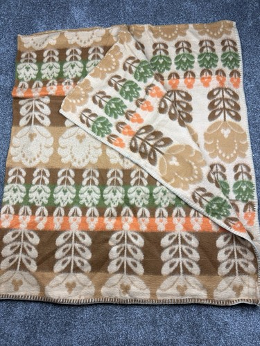 Vintage handmade 100 wool - 100%,
