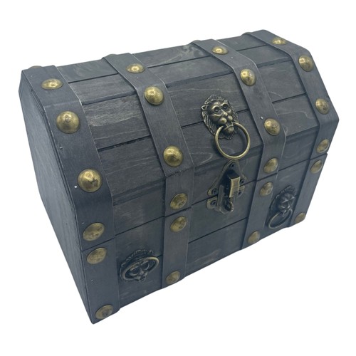 Large treasure chest grey - -,