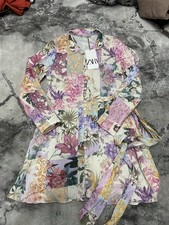 ZARA Women’s Belted Floral