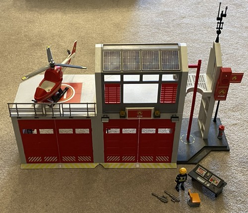 Playmobil 9462 fire station - -,