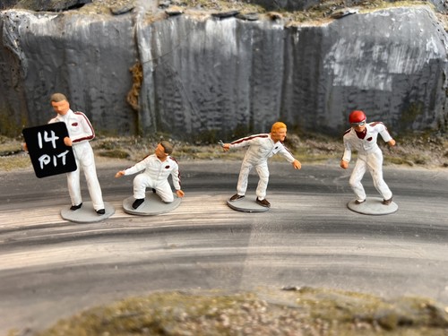 Painted race crew white - crew,