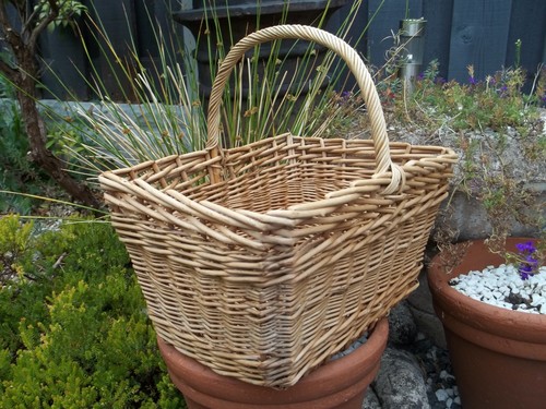 Vintage wicker shopping basket - shopping,