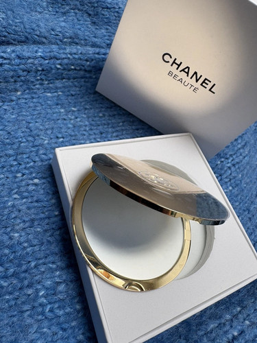 Chanel beauté gold - chanel,
