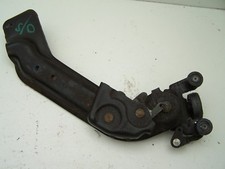 Chrysler Voyager drivers side sliding door bottom runner ( 2001-2004)