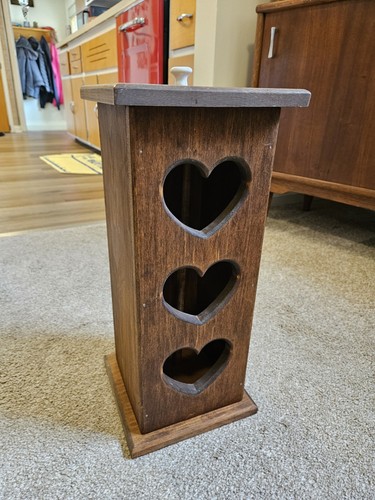 Wood heart toilet - toilet, holder